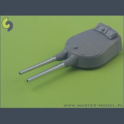 HMS Repulse Armament - 15in (6 pcs), 4in QF (6 pcs), 4in BL (9 pcs) barrels (l�b)