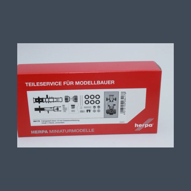 Fahrgestell Volvo 13 mit Chassisverkleidung