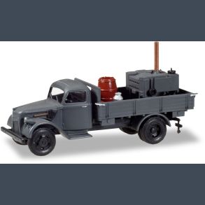 Ford 917 T platform with field kitchen 