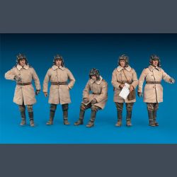 Soviet Tank Crew - Winter Uniforms