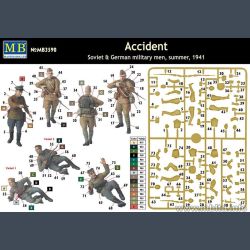 Accident - Soviet &amp; German military men, summer 1941