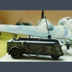 Thompson TB3 Petrol and Oil Tender