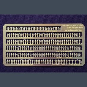 Gold Medal Models - 1/350 - OCEAN LINER FIGURES )Set of 218 passengers, crew, orchestra) 350-16