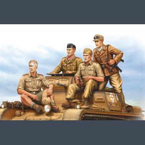 German Tropical Panzer Crew