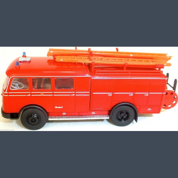 Lschgruppenfahrzeug LP311 LF16/Bachert