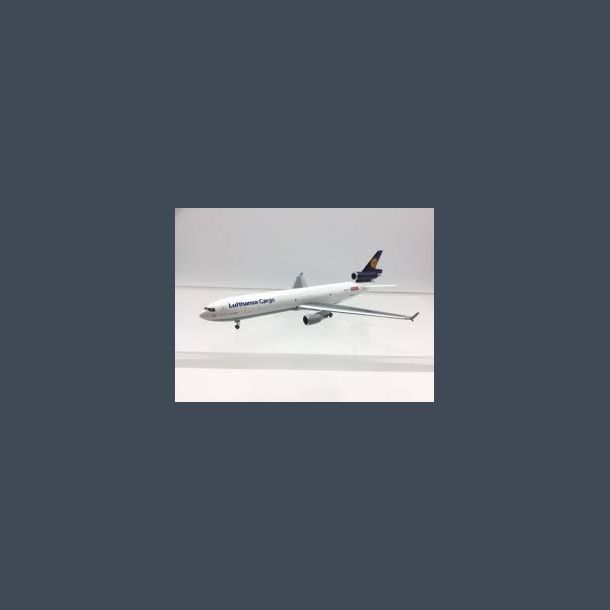 Lufthansa Cargo Boeing MD-11 Freighter (Metal 1/500)