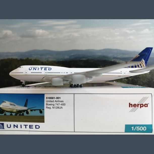 United Boeing 747-400 (Metal 1/500)