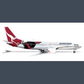 Qantas Boeing 737-800 