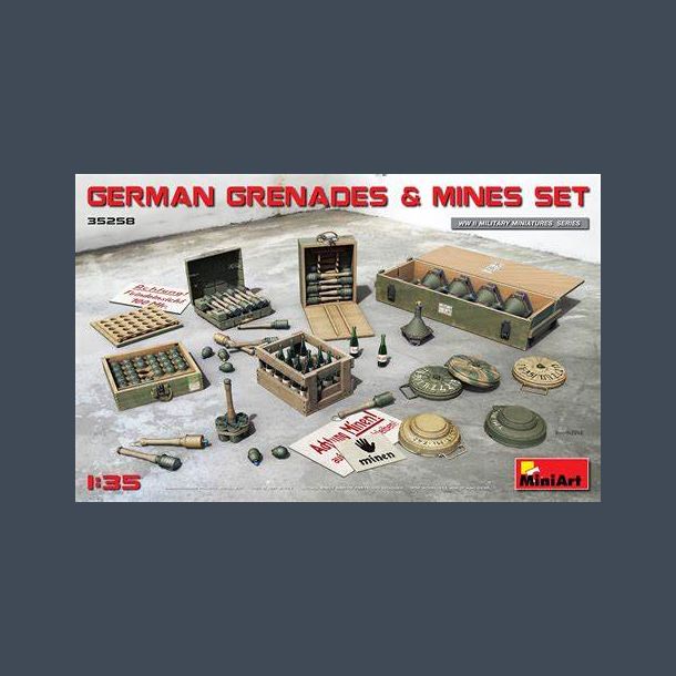 German Grenades &amp; Mines Set