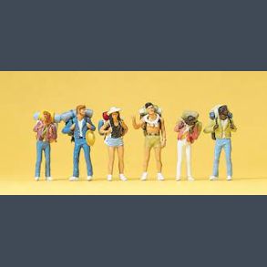 Young Travellers, missing two figures