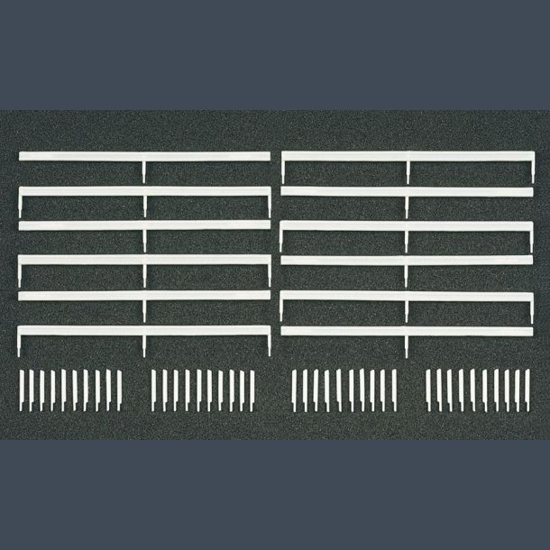 Side markers and crash barriers