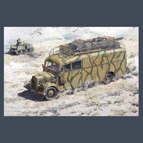 Opel 3.6-47 Blitz omnibus Stabswagen