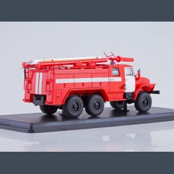 SSM1232 Fire engine AC-40 (Metal 1/43)