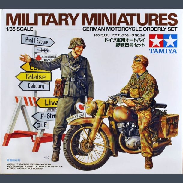 Military Miniatures - German Motorcycle Orderly Set