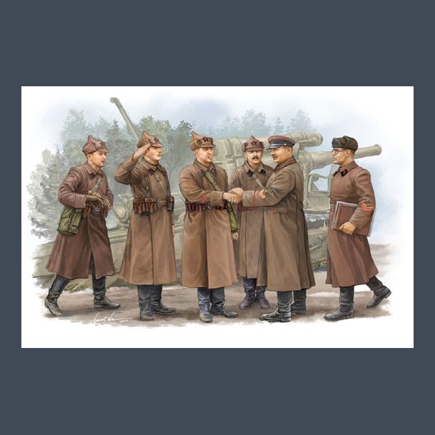 Soviet Artillery - Commander Inspection 