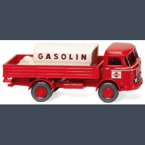 Pritschen-Lkw mit Aufsatztank 