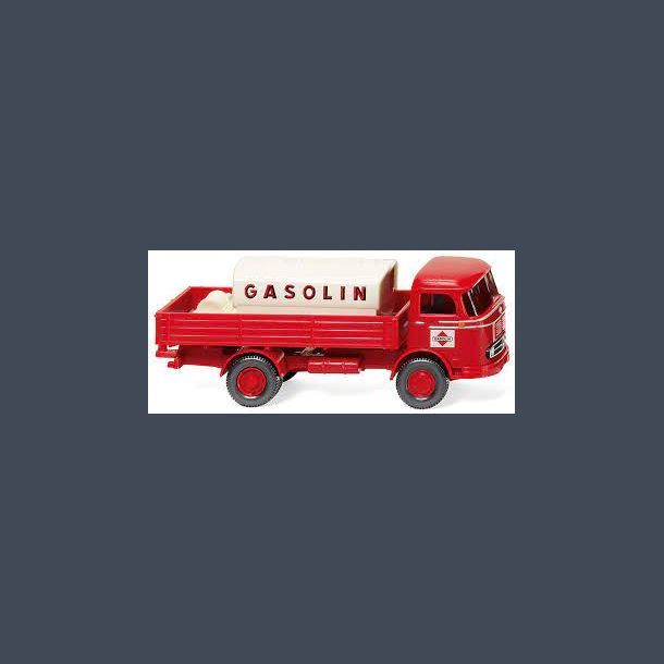 Pritschen-Lkw mit Aufsatztank 