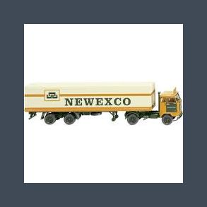 Koffersattelzug (Volvo F88)