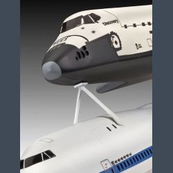 Boeing 747 SCA &amp; Space Shuttle