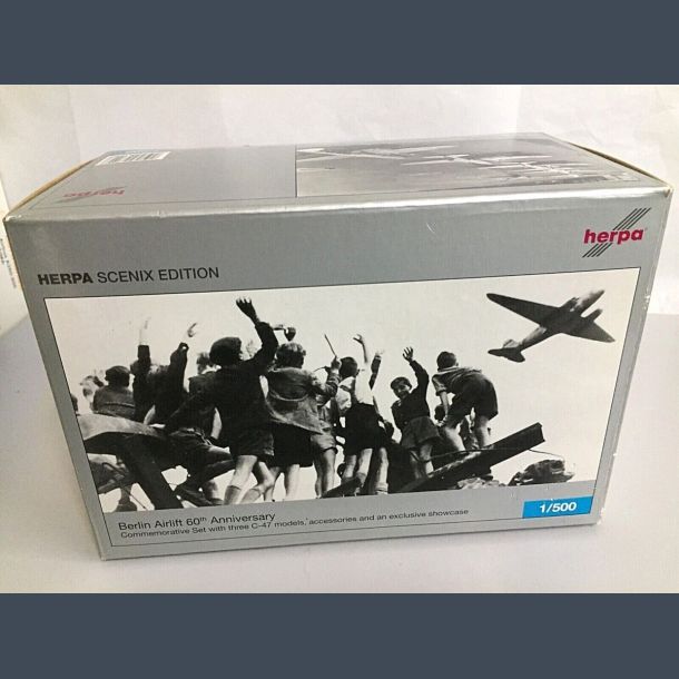 Berlin Airlift 60th Anniversary Set DC-3/C-47A SCENIX