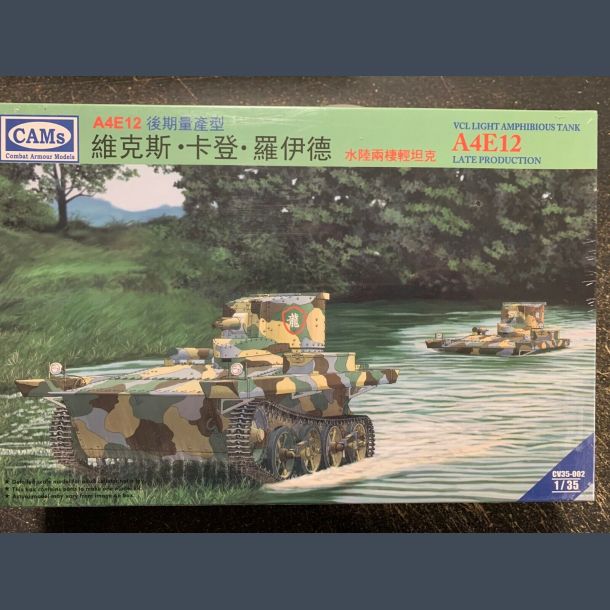 VCL Light Amphibious Tank A4E12 Late Production